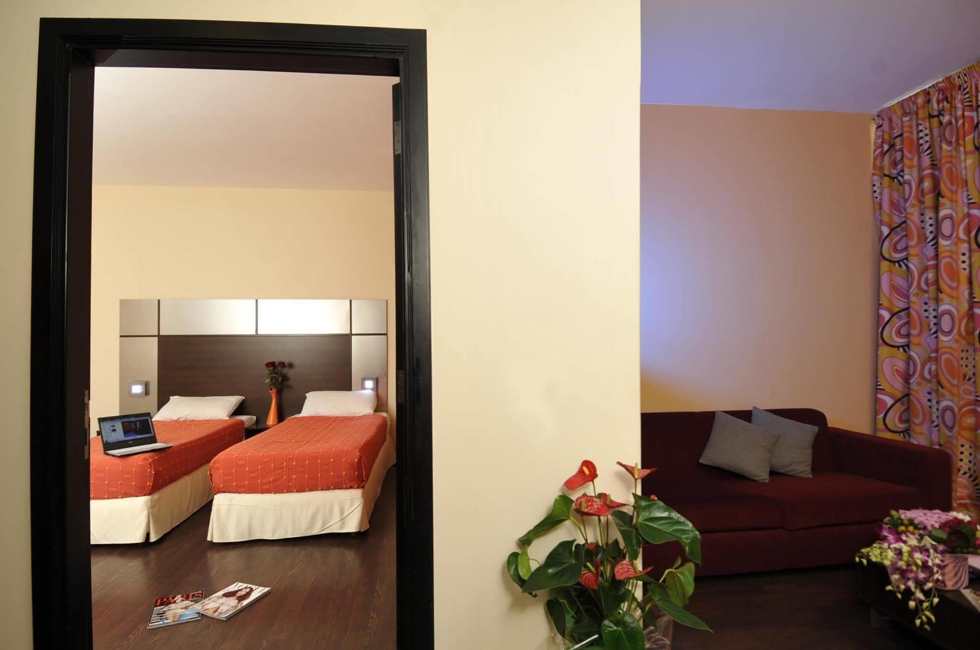 Suite Hotel Merlot - Бейрут Екстериор снимка